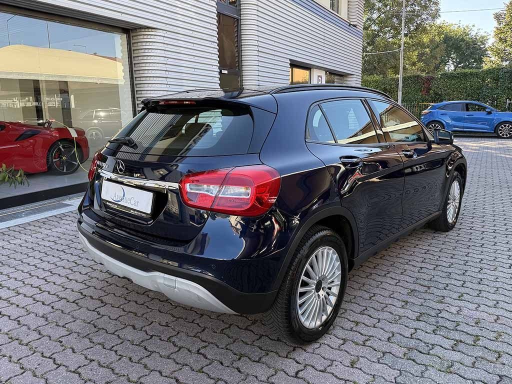 MERCEDES-BENZ GLA 180 d SPORT TELECAMERA NAVIGATORE SEDILI SPORTIVI - 6