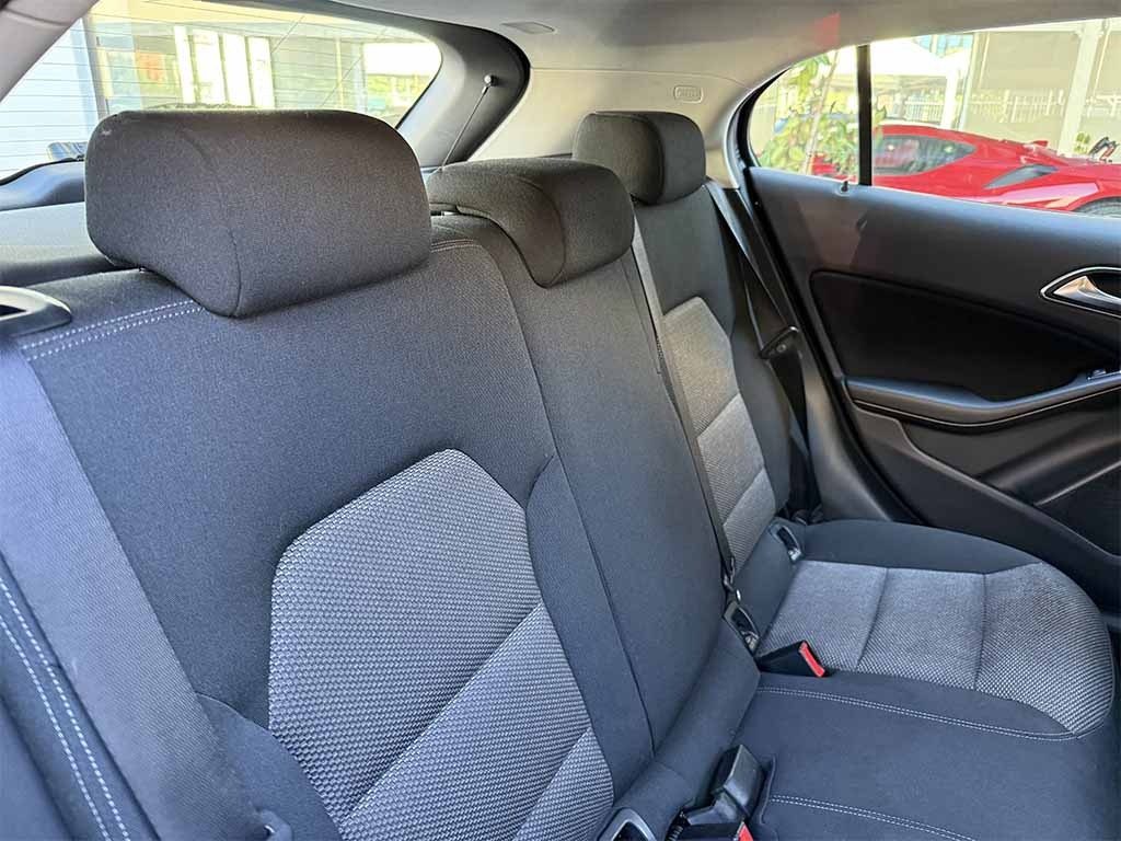 MERCEDES-BENZ GLA 180 d SPORT TELECAMERA NAVIGATORE SEDILI SPORTIVI - 23