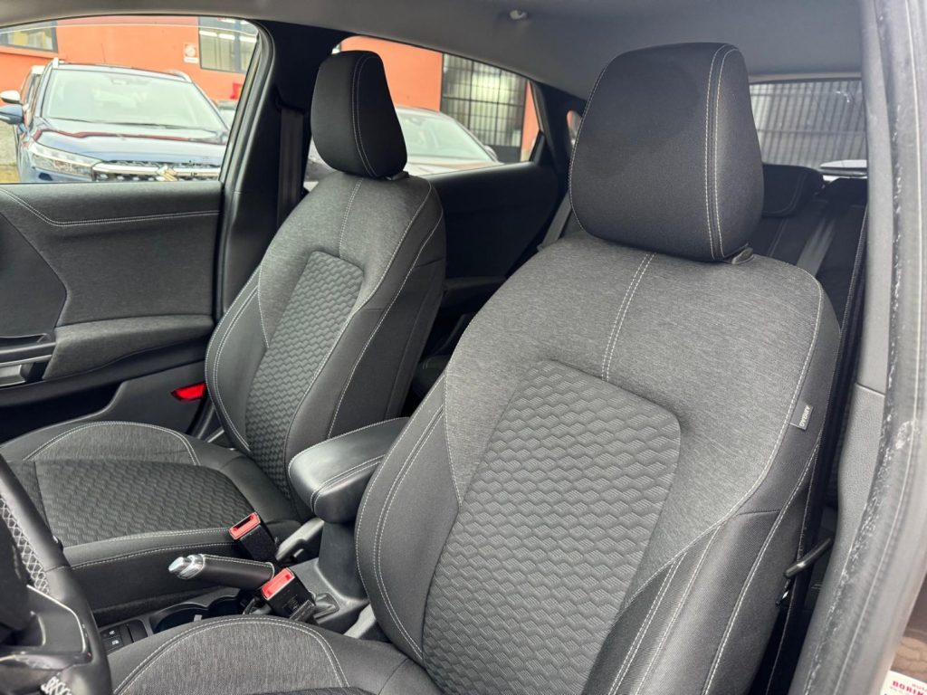 FORD Puma 1.0 EcoBoost Hybrid 125 CV S&S Titanium - 17