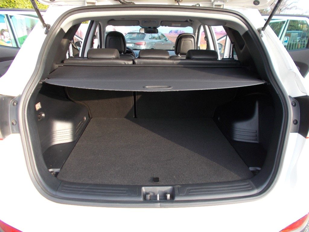 HYUNDAI iX35 1.7 CRDi 2WD Xpossible - 19