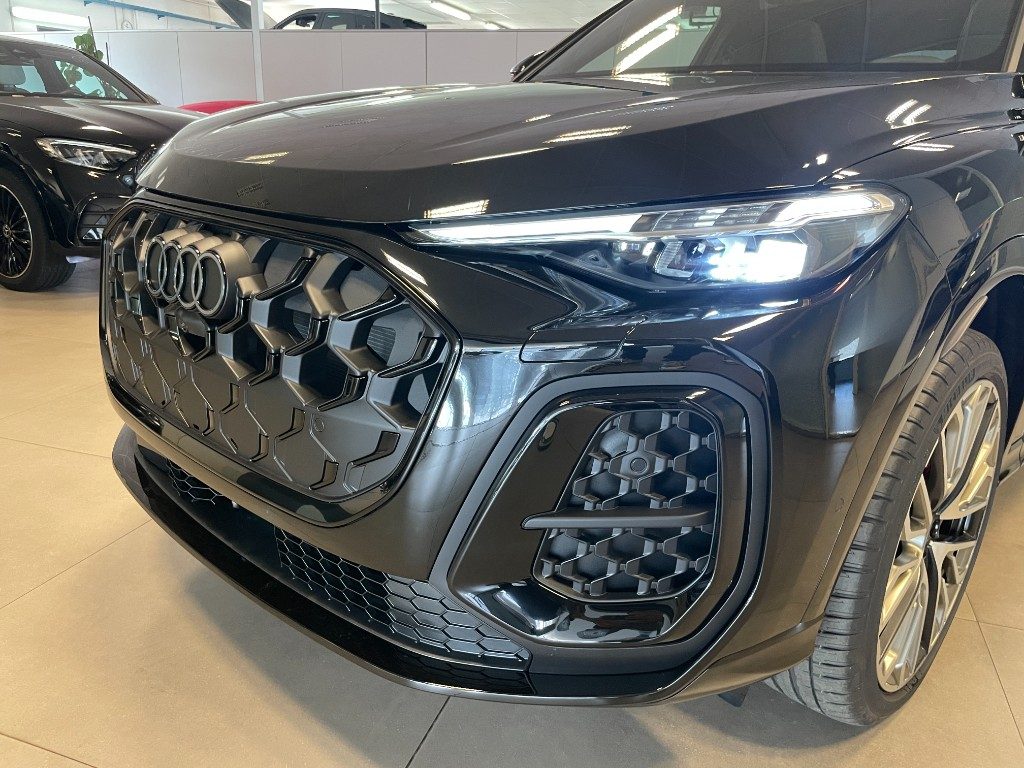 AUDI Q5 SPB TDI 150 kW mHEV+ S tronic quattro S line editi - 4