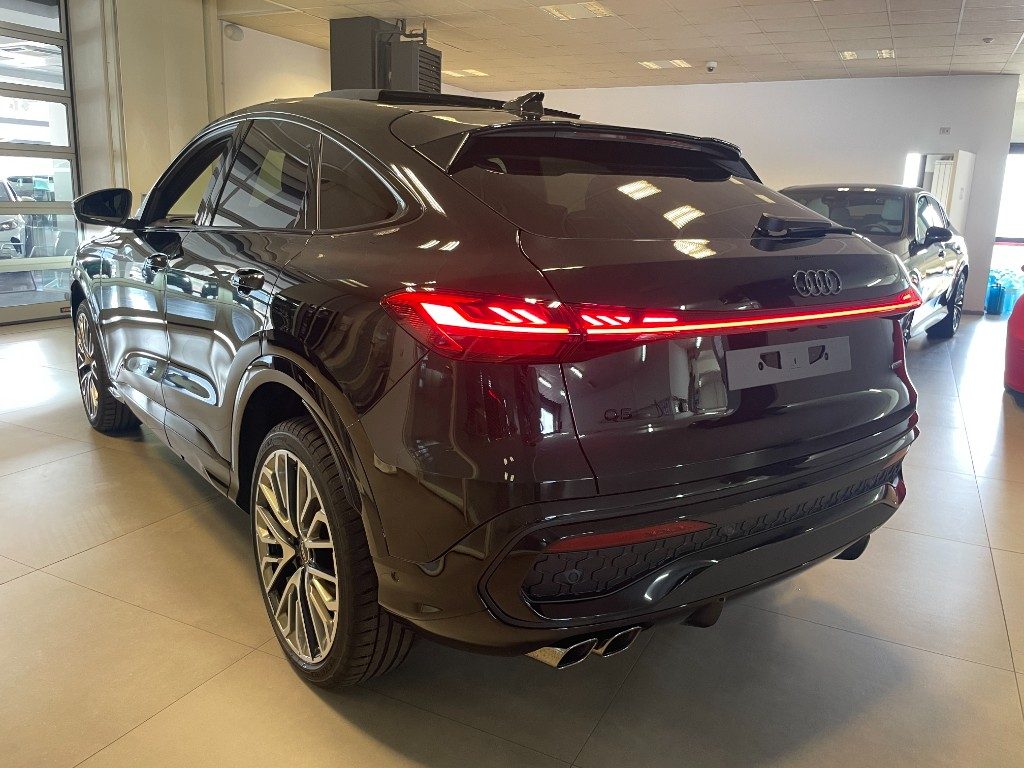 AUDI Q5 SPB TDI 150 kW mHEV+ S tronic quattro S line editi - 5