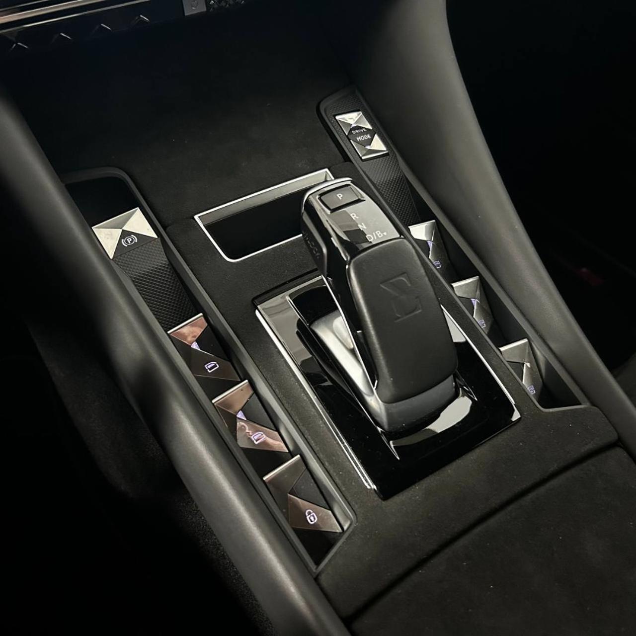 DS AUTOMOBILES DS 9 E-Tense 250 Performance Line+ - 30