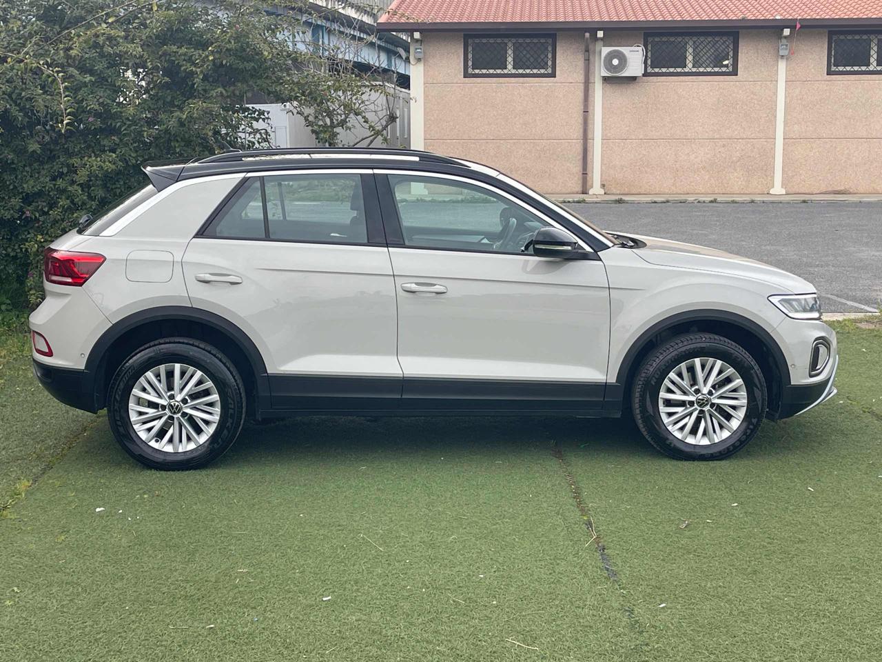 VOLKSWAGEN T-Roc 1.0 TSI Life Euro 6D Pack - 10