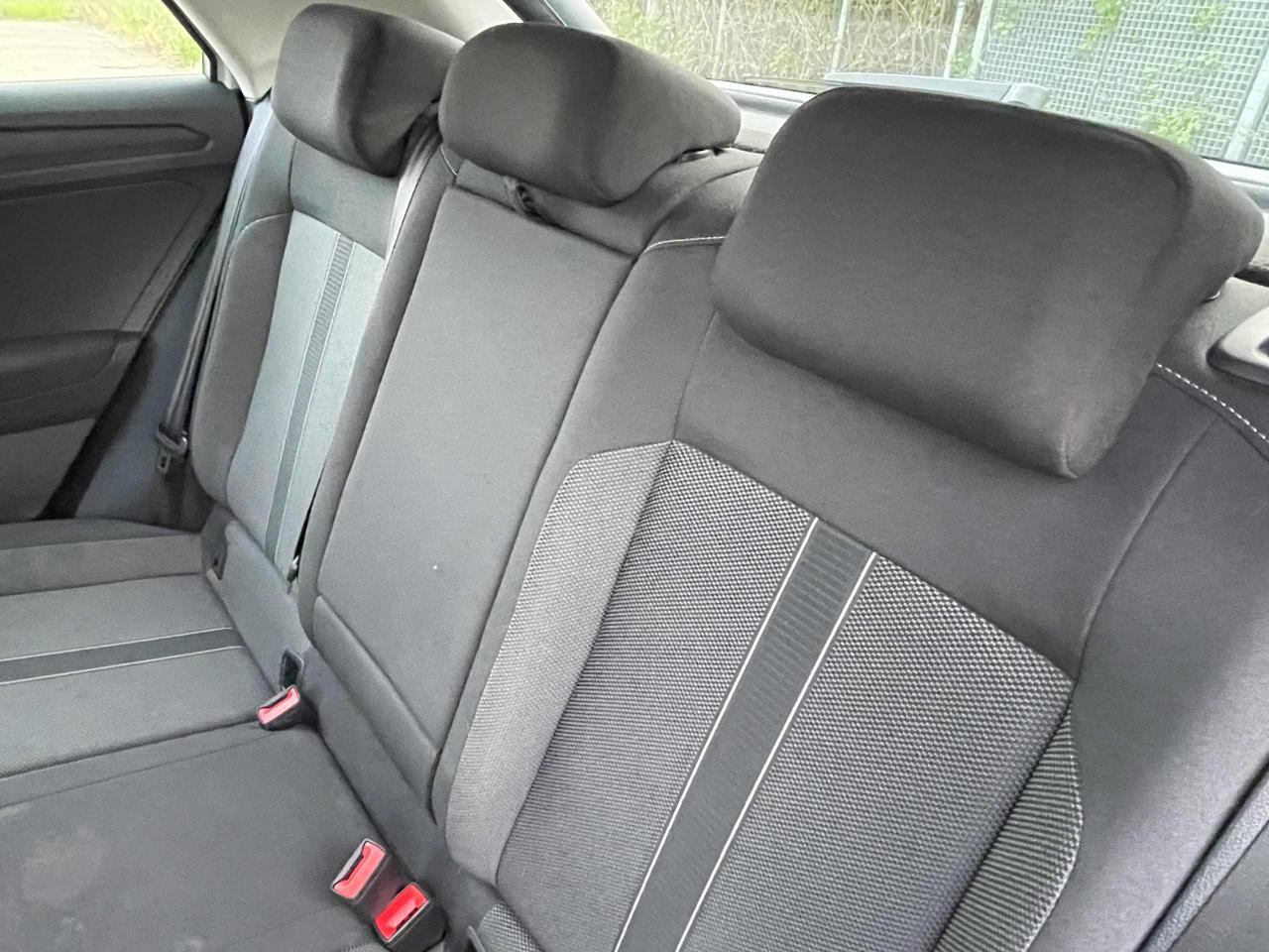 VOLKSWAGEN T-Roc 1.0 TSI Life Euro 6D Pack - 28