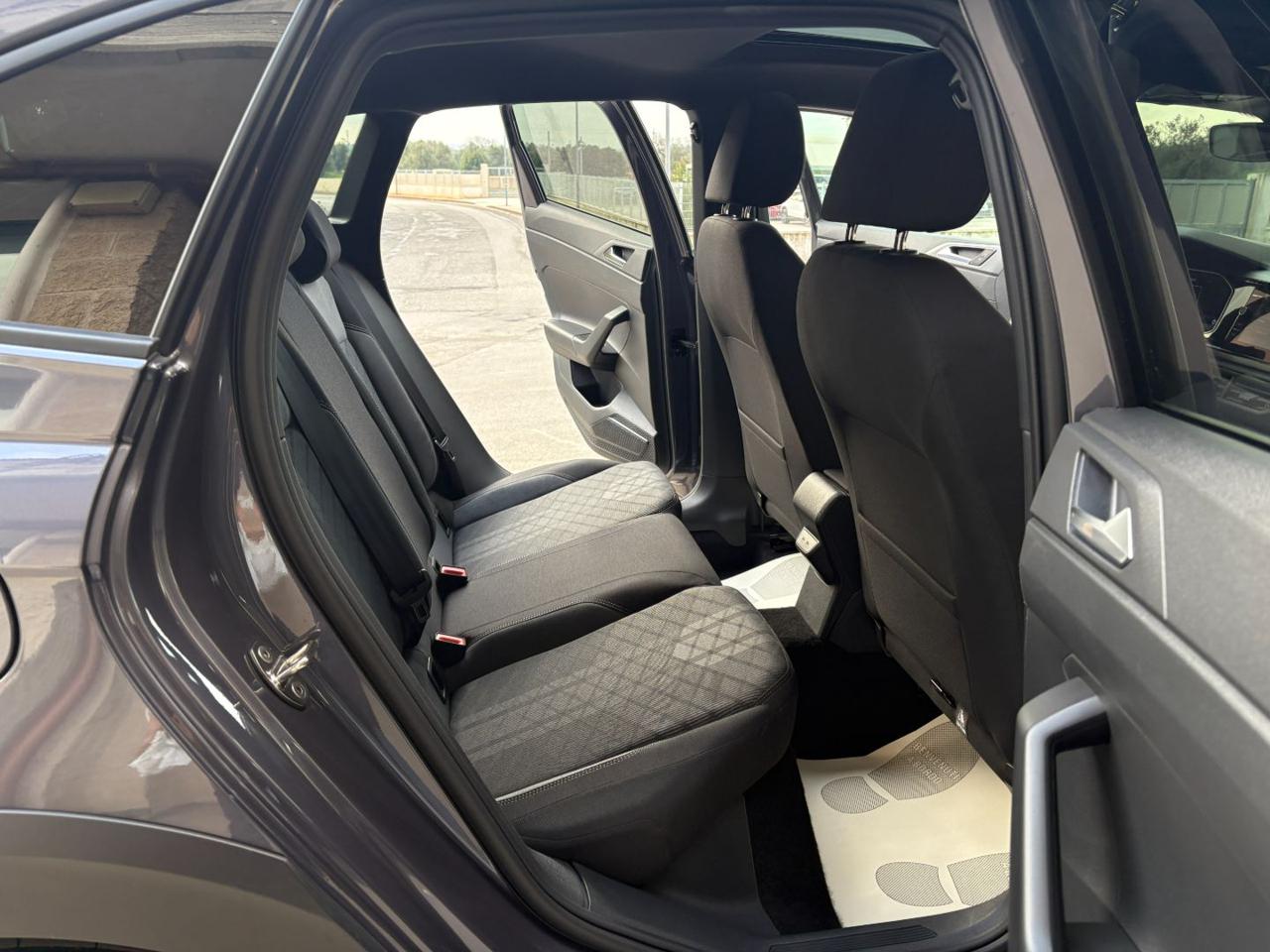 VOLKSWAGEN Taigo 1.0 TSI 116 CV DSG R-Line TETTO APR/PAN - 13