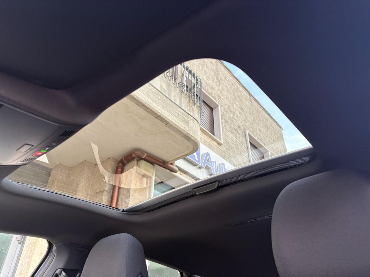 VOLKSWAGEN Taigo 1.0 TSI 116 CV DSG R-Line TETTO APR/PAN - 37