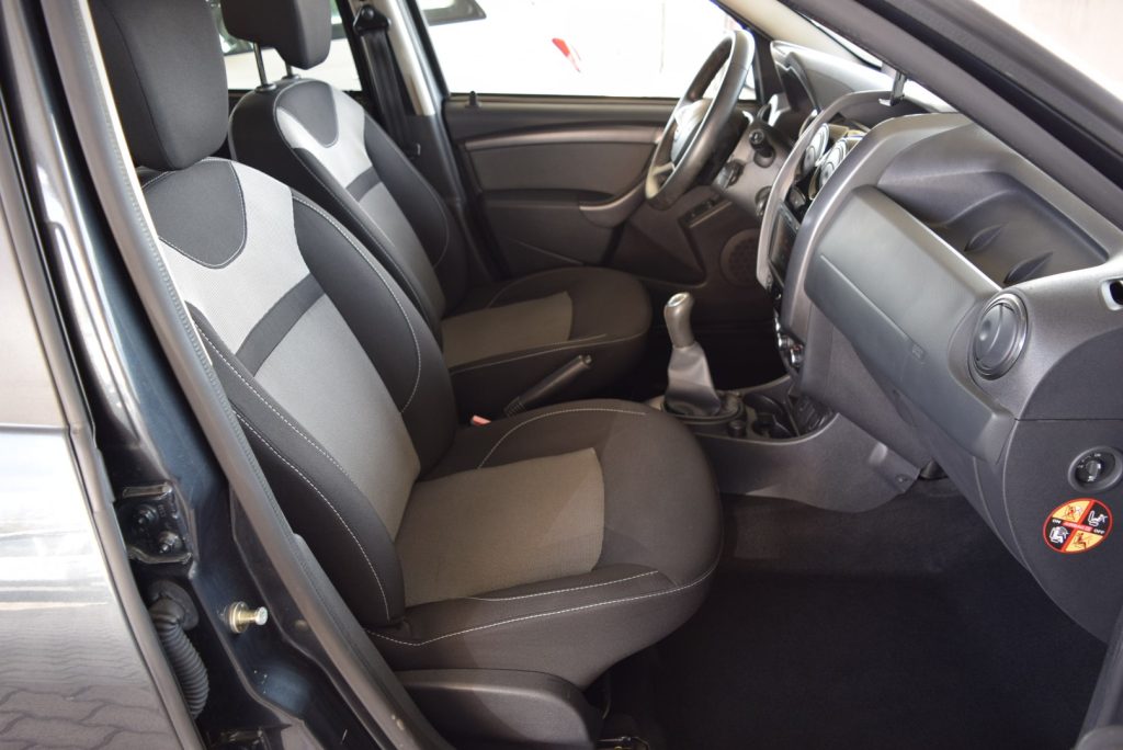 DACIA Duster 1.6 S&S GPL Limited Black Shadow 114CV - 21