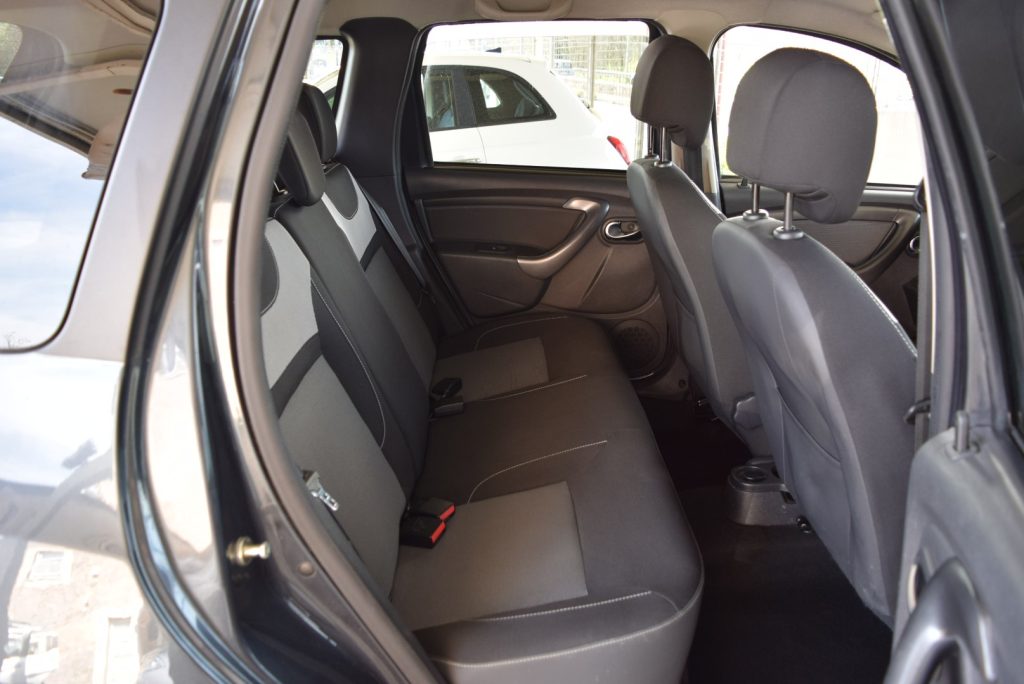 DACIA Duster 1.6 S&S GPL Limited Black Shadow 114CV - 24