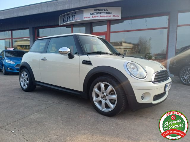 MINI One Beige pastello