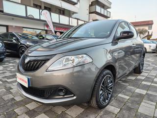 LANCIA YPSILON 1.0 FireFly 70cv 5 porte S&S Hybrid ORO