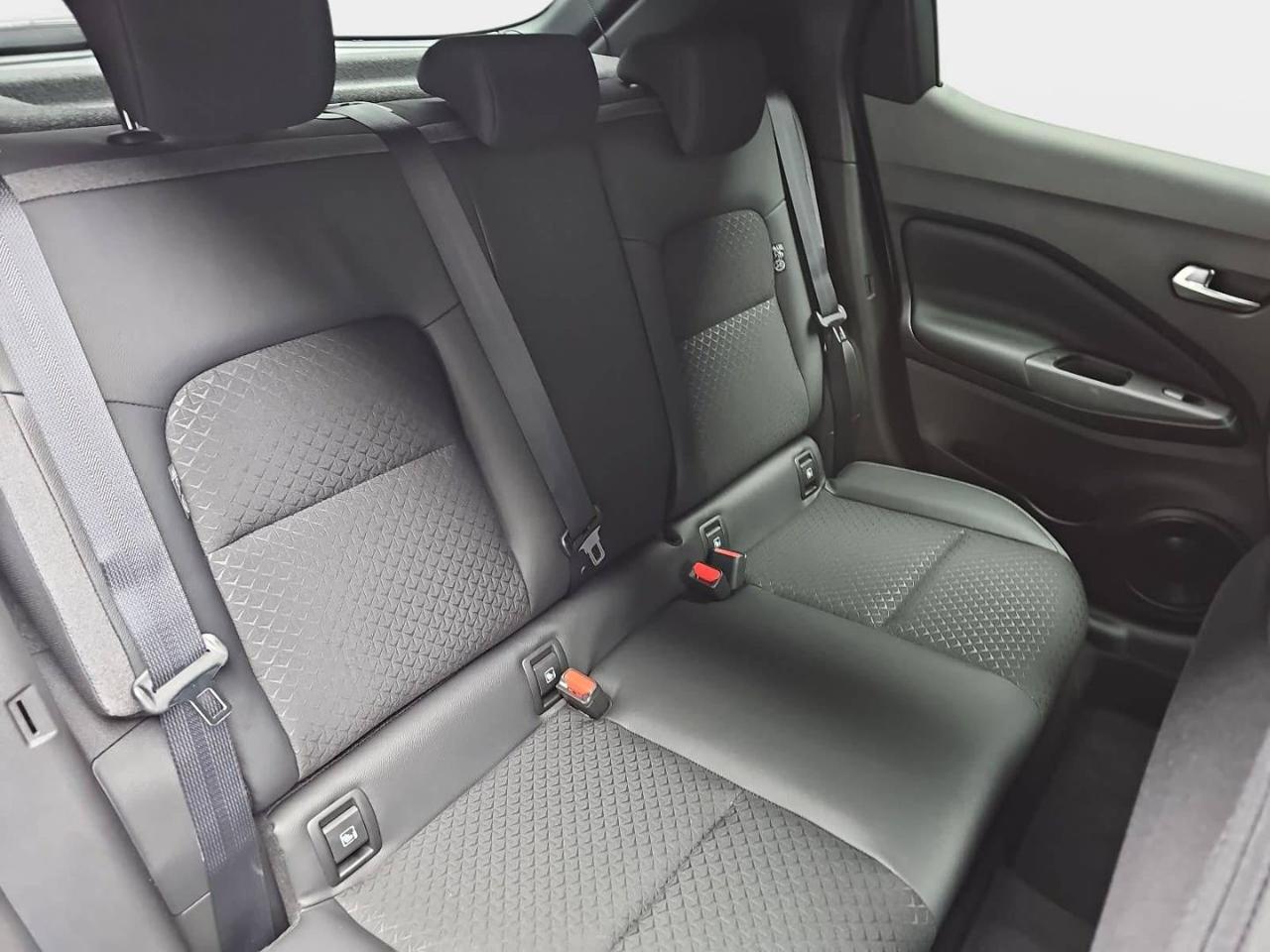 NISSAN Juke 1.6 HEV N-Connecta - 9