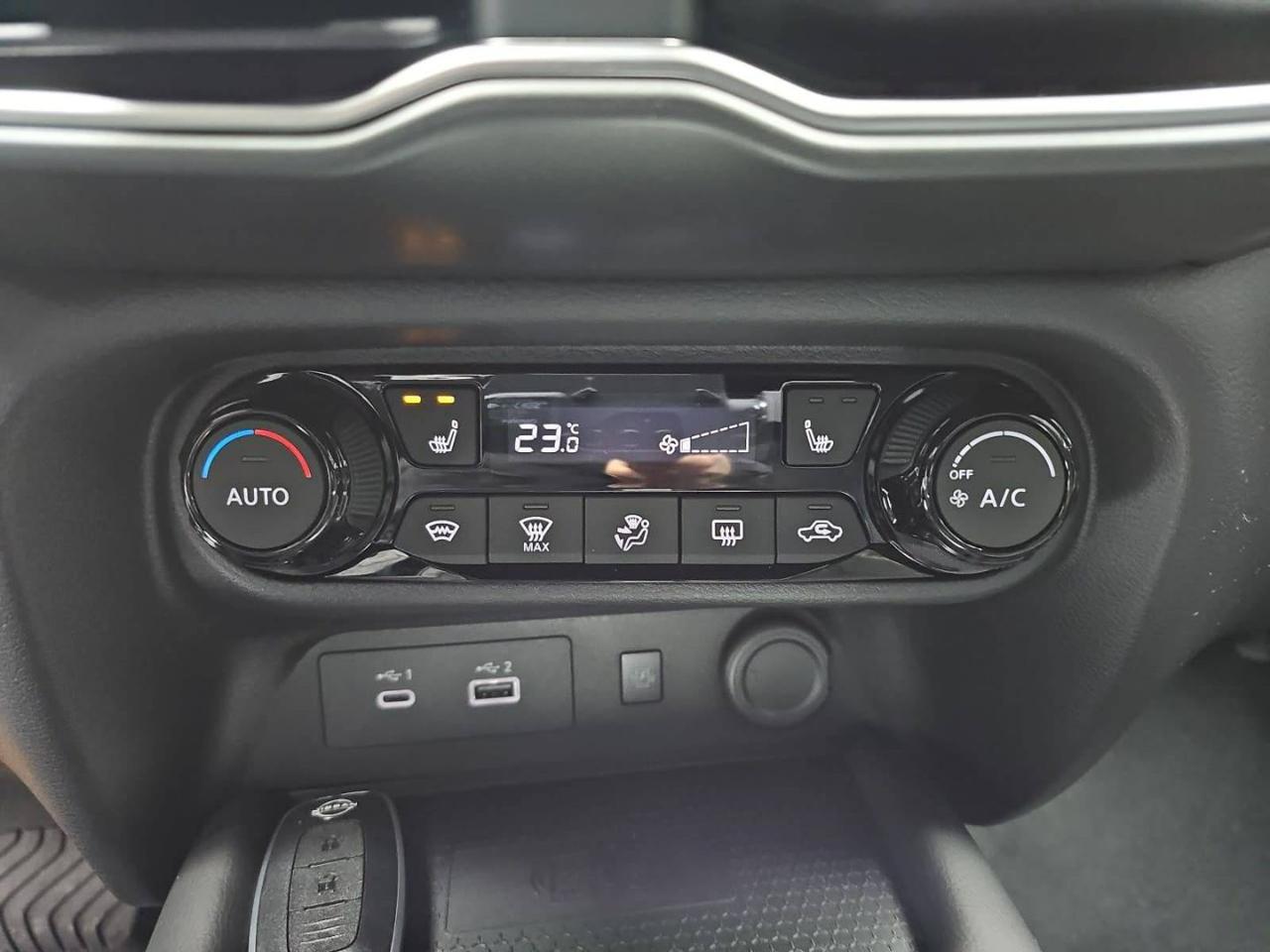 NISSAN Juke 1.6 HEV N-Connecta - 10