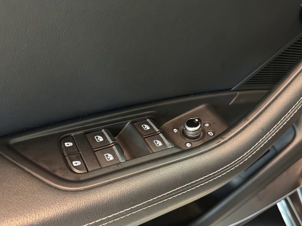 AUDI S4 avant 3.0 tdi mhev sport attitude quattro 347cv ti - 15