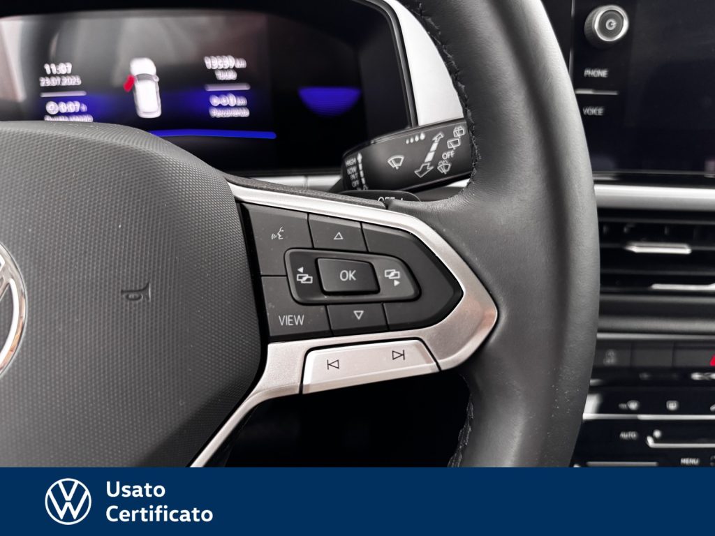 VOLKSWAGEN T-Roc 2.0 tdi life 150cv dsg - 19