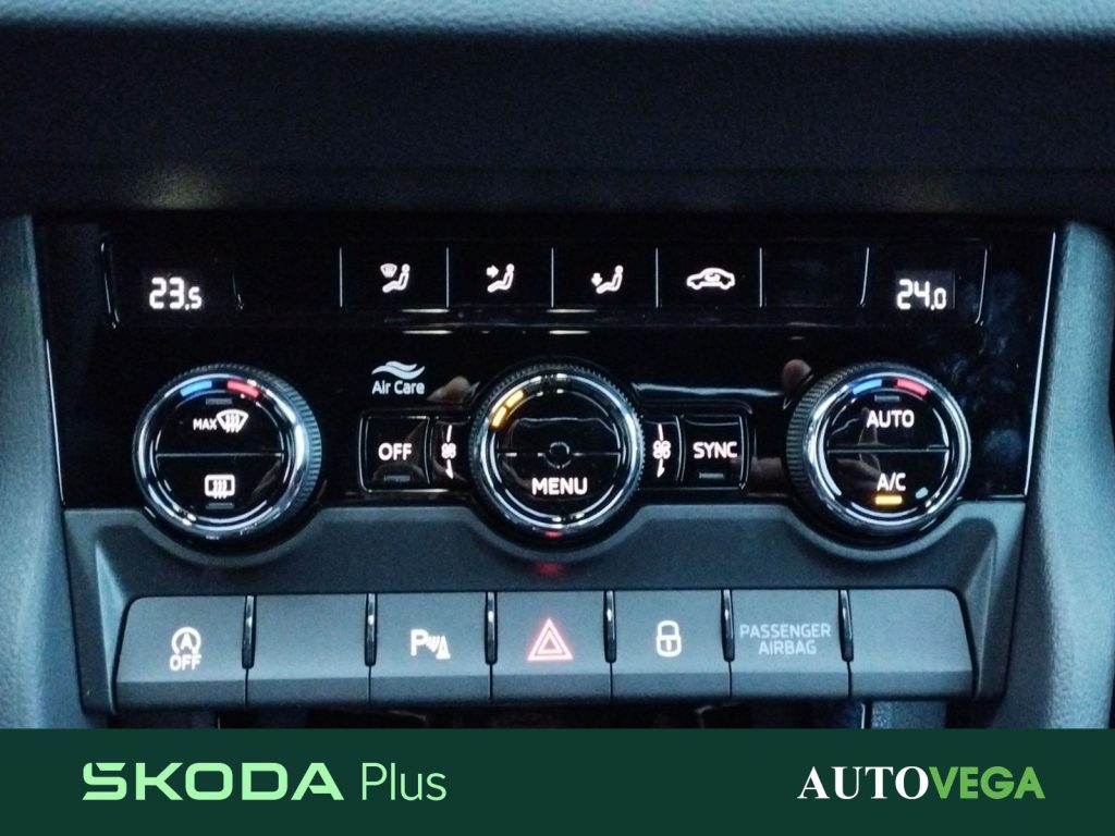 SKODA Karoq 1.5 tsi sportline dsg - 13