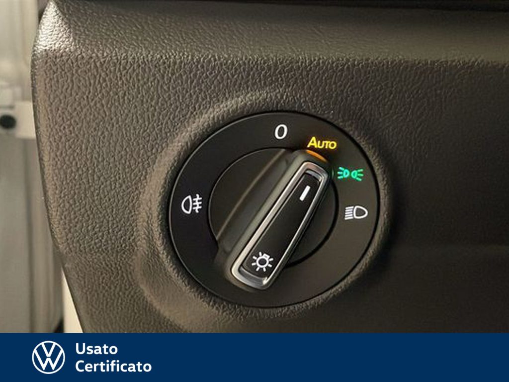 VOLKSWAGEN T-Roc 1.5 tsi r-line - 16