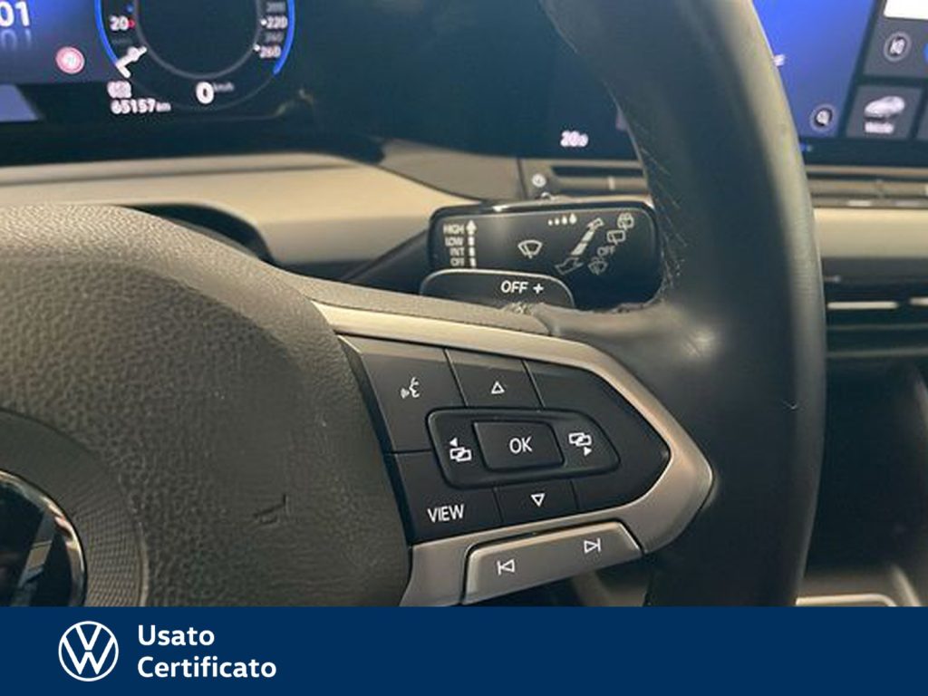 VOLKSWAGEN Golf 1.5 tgi life 130cv dsg - 16