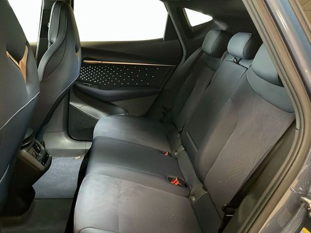 CUPRA Tavascan 77kwh endurance immersive rwd - 16