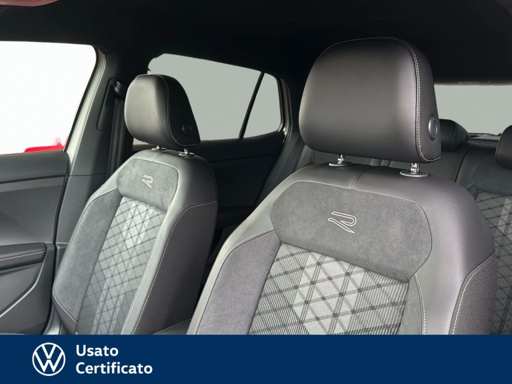 VOLKSWAGEN T-Cross 1.0 tsi r-line plus 115cv - 10