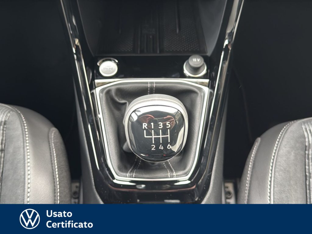 VOLKSWAGEN T-Cross 1.0 tsi r-line plus 115cv - 19