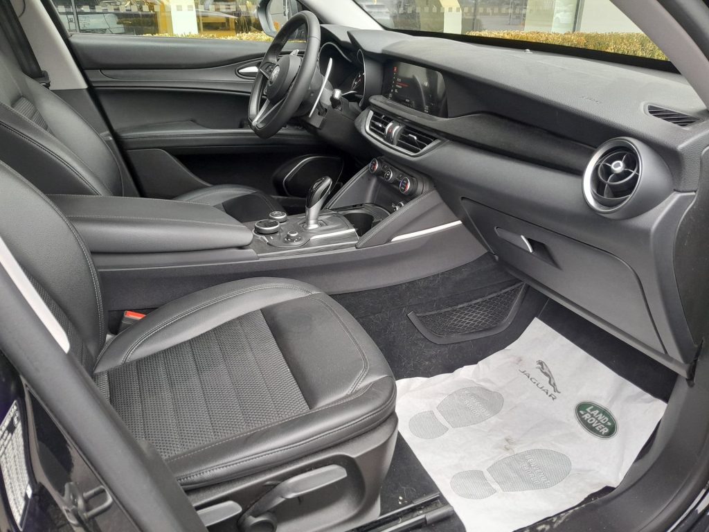 ALFA ROMEO Stelvio 2.2 Turbo Diesel AT8 Q4 - 14