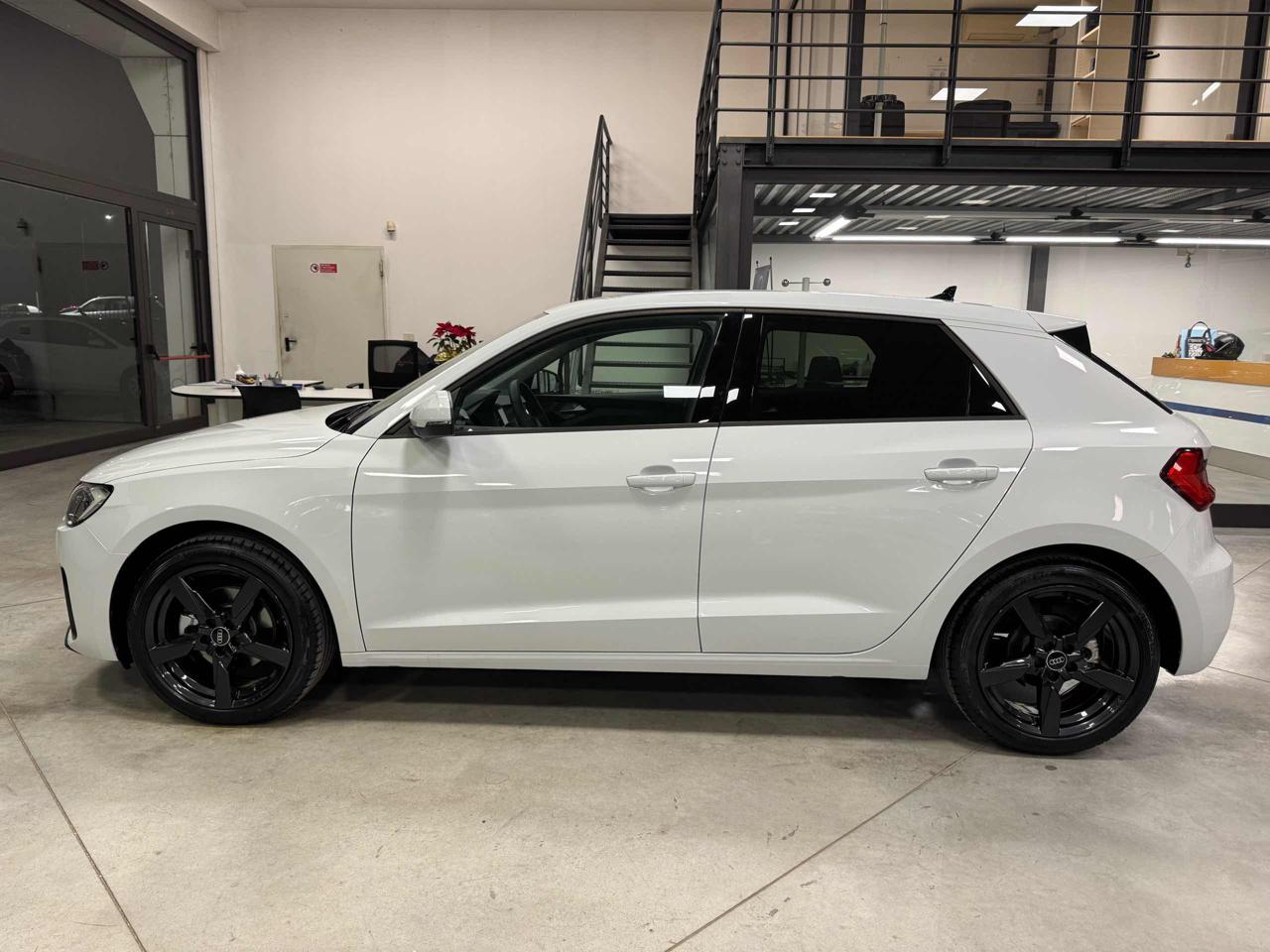 AUDI A1 SPB 30 TFSI Admired Advanced - 6