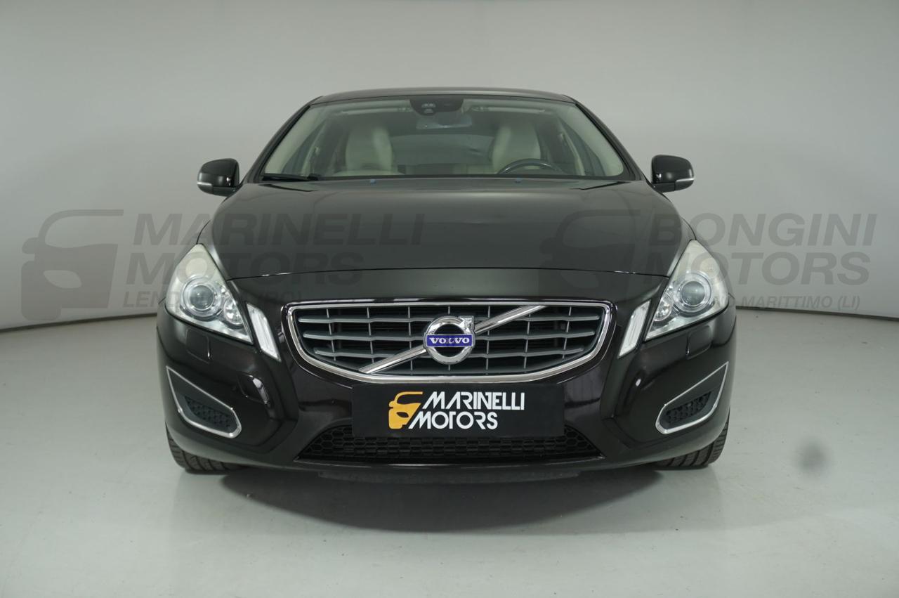 VOLVO V60 2.0 163CV MOMENTUM - 3