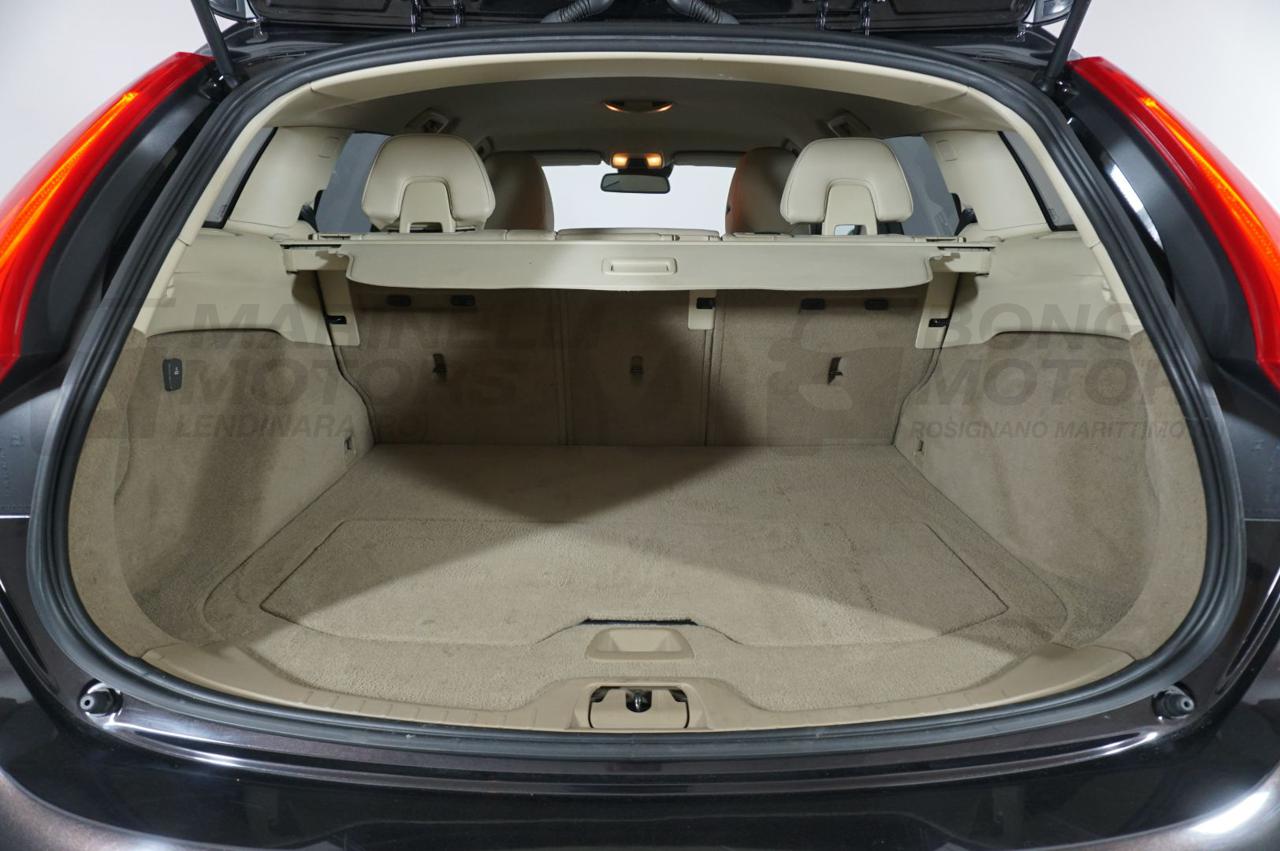 VOLVO V60 2.0 163CV MOMENTUM - 11