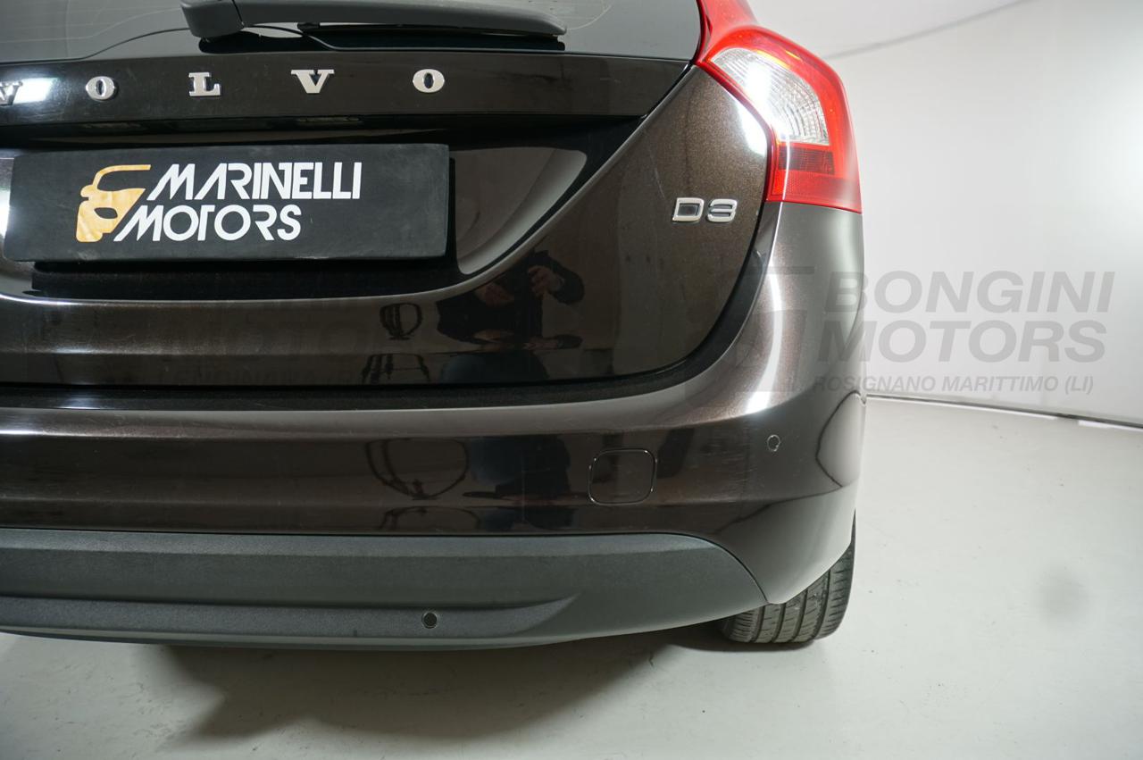 VOLVO V60 2.0 163CV MOMENTUM - 17