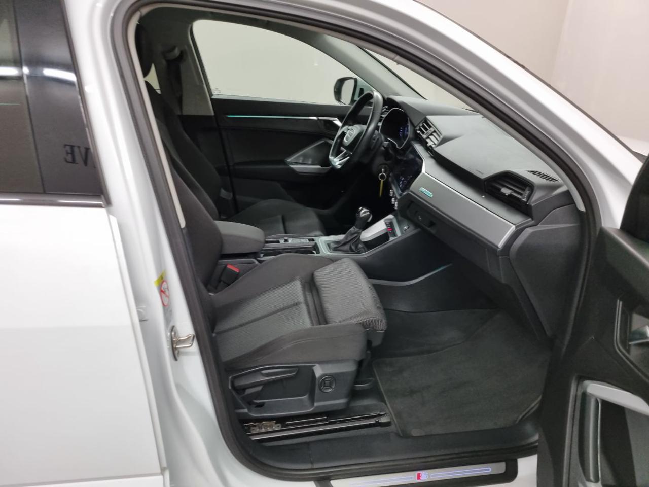 AUDI Q3 SPB 35 TDI S tronic S line edition - 9