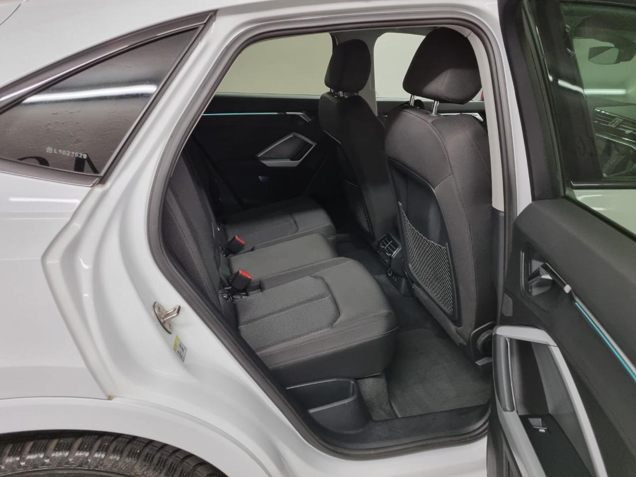 AUDI Q3 SPB 35 TDI S tronic S line edition - 26