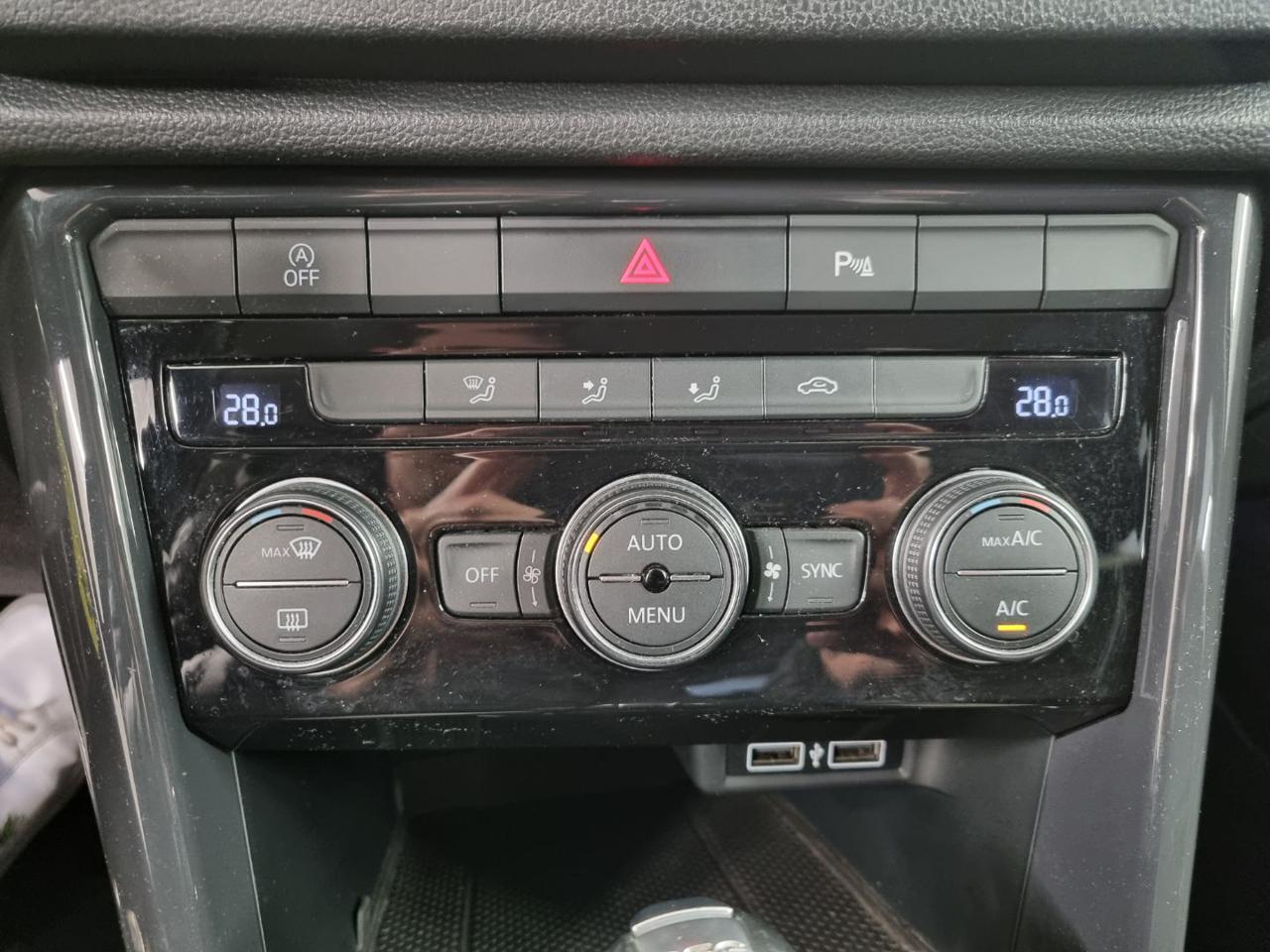 VOLKSWAGEN T-Roc 2.0 TDI SCR 150 CV DSG 4MOTION Advanced BlueMot. T - 26