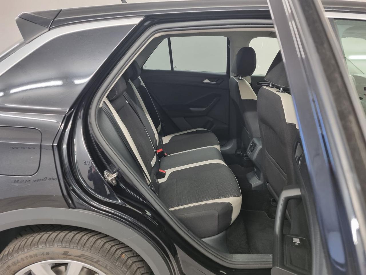 VOLKSWAGEN T-Roc 2.0 TDI SCR 150 CV DSG 4MOTION Advanced BlueMot. T - 13