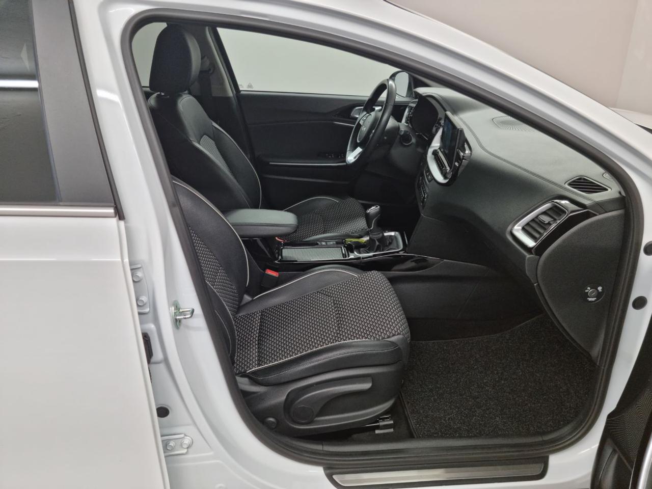 KIA XCeed 1.5 T-GDi 160 CV MHEV DCT High Tech - 8