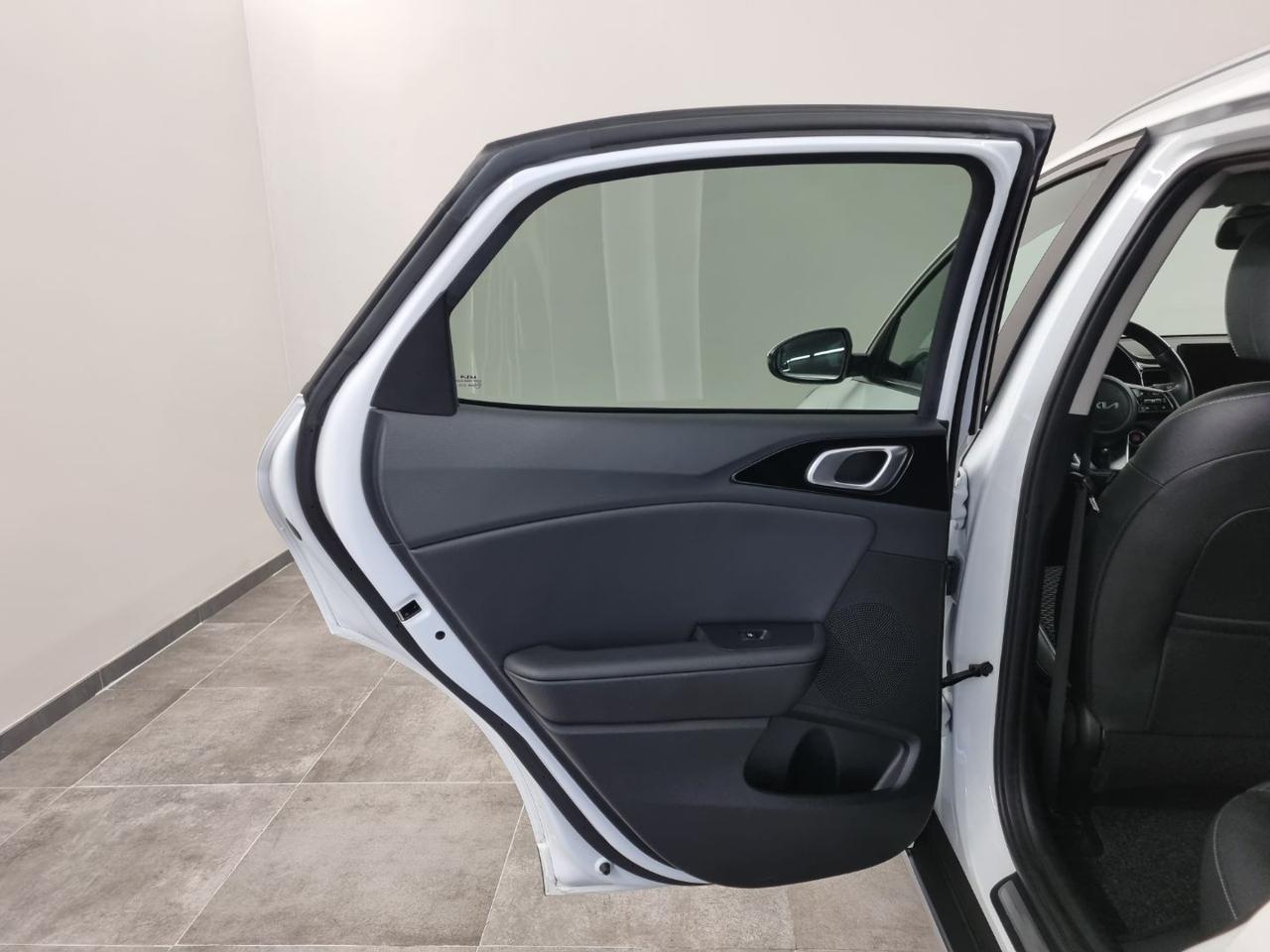 KIA XCeed 1.5 T-GDi 160 CV MHEV DCT High Tech - 19