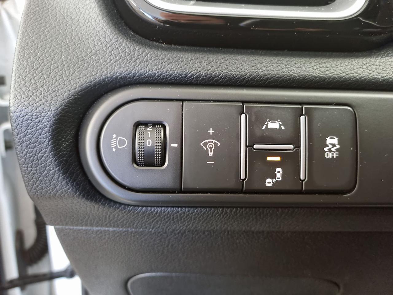 KIA XCeed 1.5 T-GDi 160 CV MHEV DCT High Tech - 33