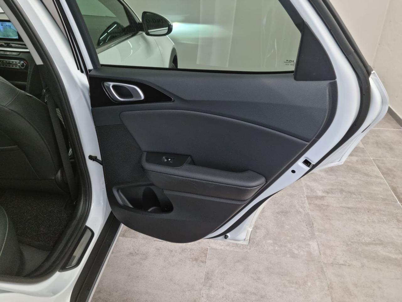 KIA XCeed 1.5 T-GDi 160 CV MHEV DCT High Tech - 39