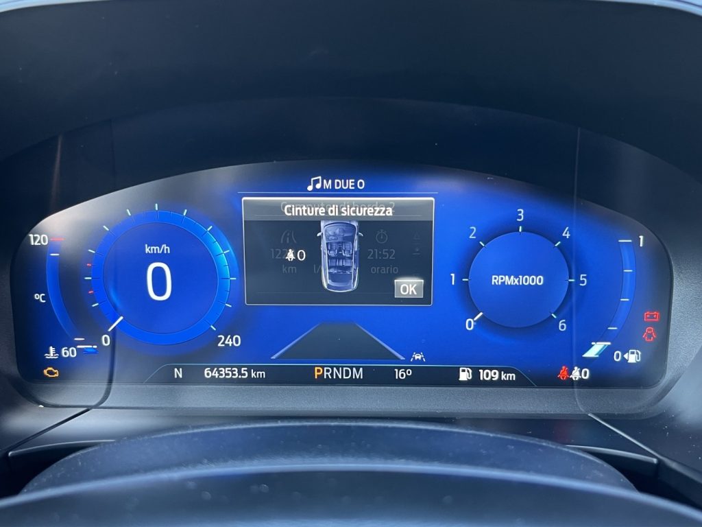 FORD Kuga 1.5 120CV ST-Line - 12