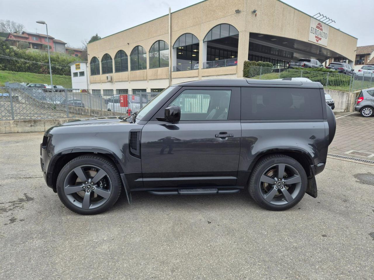 LAND ROVER Defender 90 5.0 V8 525 CV AWD Auto - 3