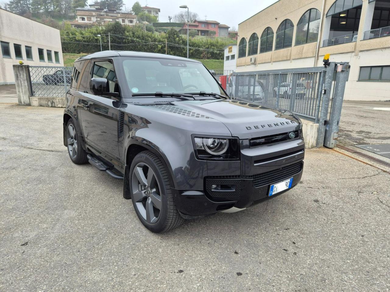 LAND ROVER Defender 90 5.0 V8 525 CV AWD Auto - 4