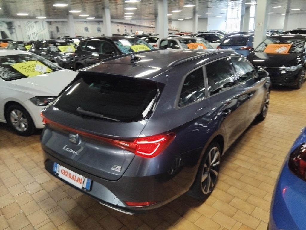 SEAT Leon e-HYBRID 1.4 Sportstourer DSG FR PLUG IN 18 - 6
