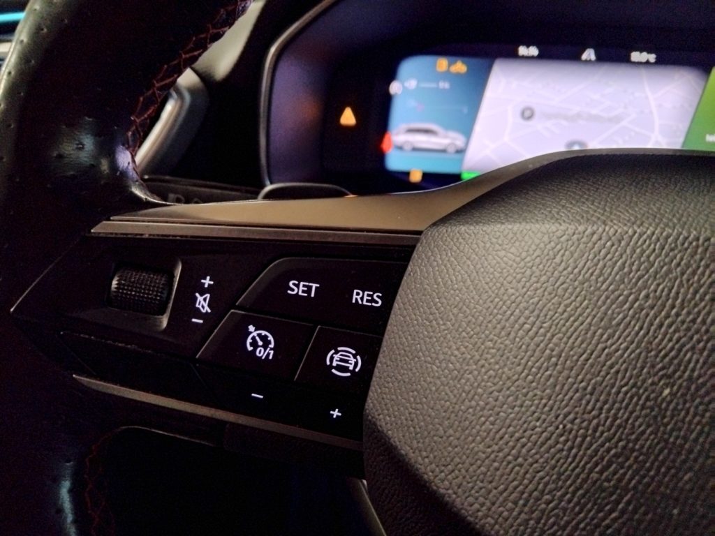 SEAT Leon e-HYBRID 1.4 Sportstourer DSG FR PLUG IN 18 - 25