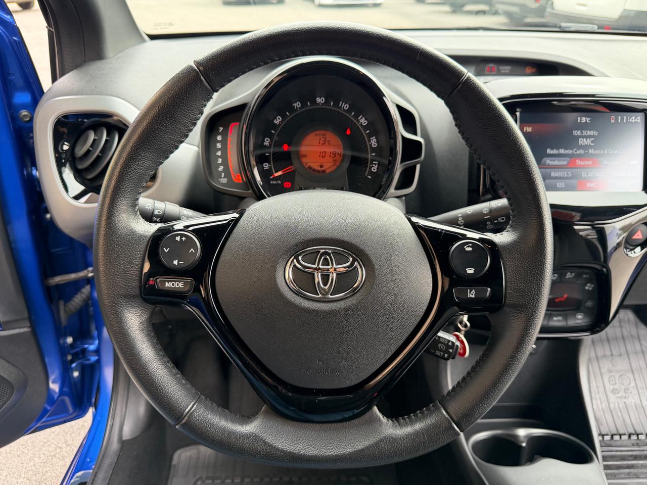 TOYOTA Aygo Connect 1.0 VVT-i 72 CV x-fun (NESSUN VINCOLO) - 13