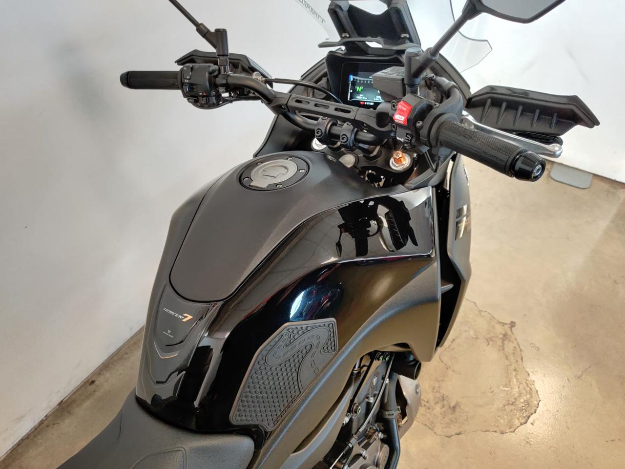 YAMAHA Tracer 7 GT MIDNIGHT BLACK - 9