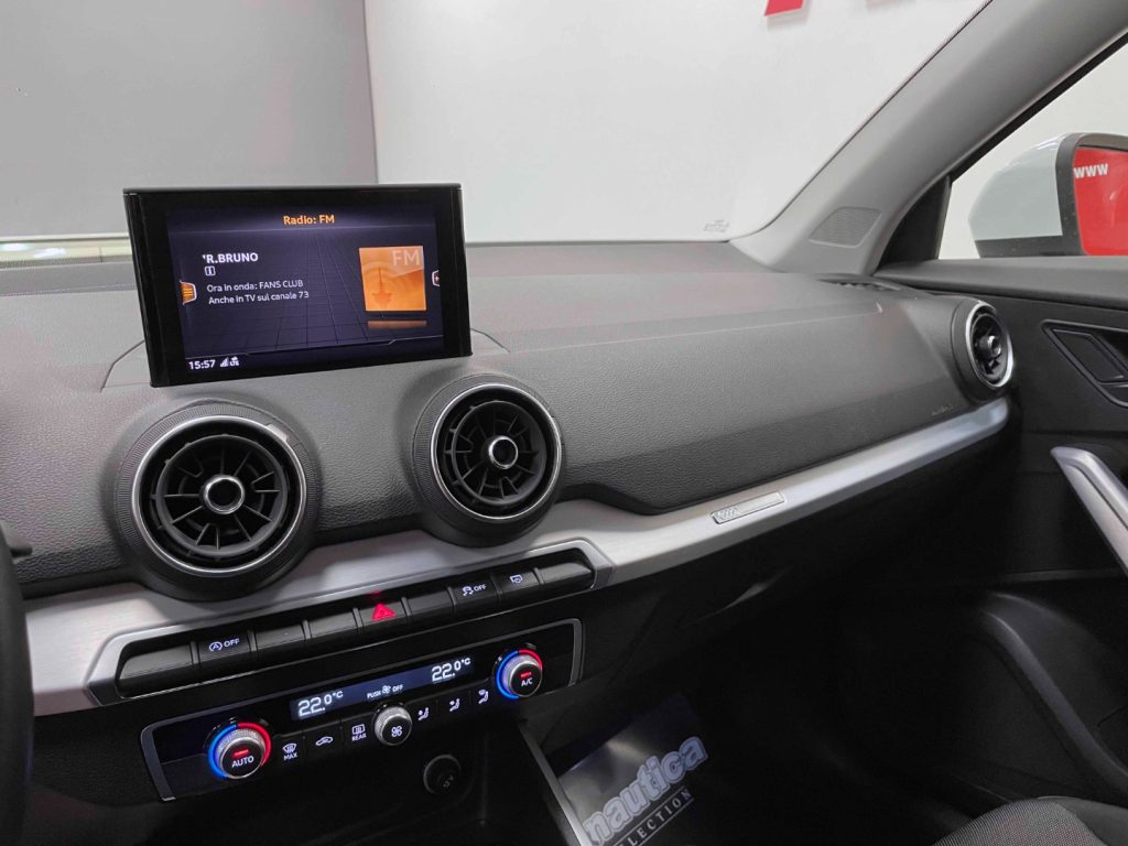 AUDI Q2 30 1.6 TDI S-TRONIC - IVA DEDUCIBILE - 21