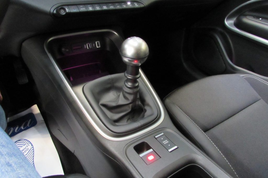 JEEP Avenger 1.2 Turbo 100 CV Summit - 11