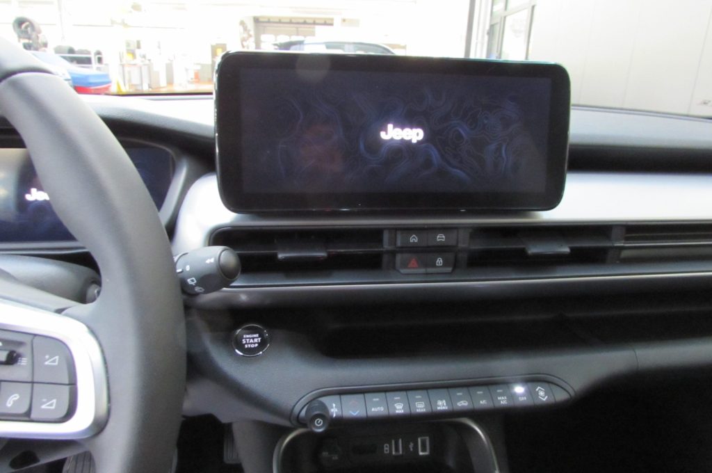 JEEP Avenger 1.2 Turbo 100 CV Summit - 8