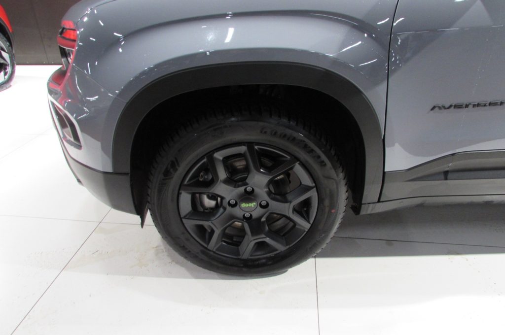 JEEP Avenger 1.2 Turbo 145 CV MHEV 4xe Upland KM.ZERO - 5