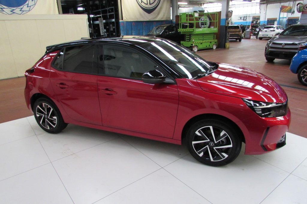 OPEL Corsa 1.2 100 CV YES KM.ZERO Kiss Red - 2